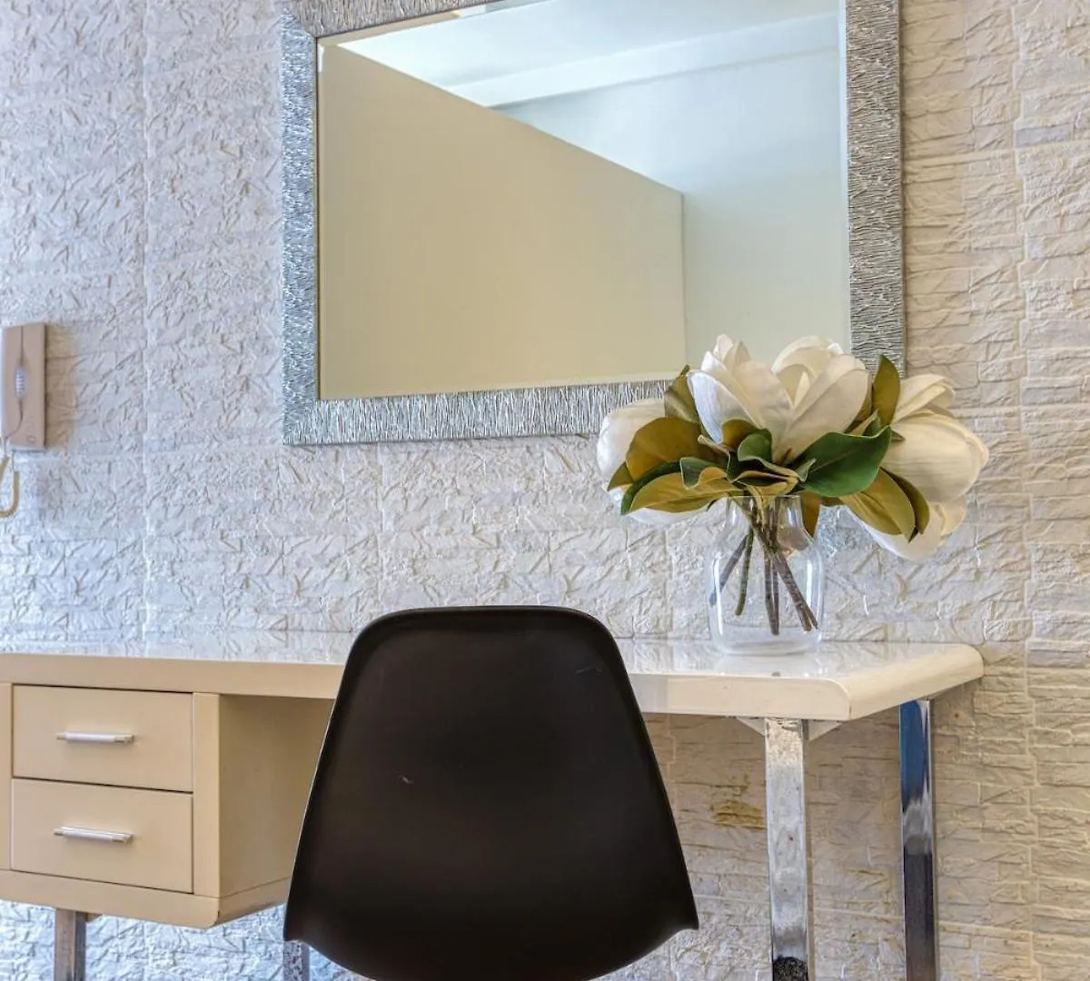 Stylish 1Bedroom Studio In The Heart Of St Julians 202 San Giuliano